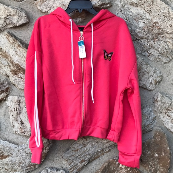 Rue21 Tops - NWT Rue+ Women’s Coral Butterfly Side Striped Zip-Up Crop Hoodie - Women’s Plus